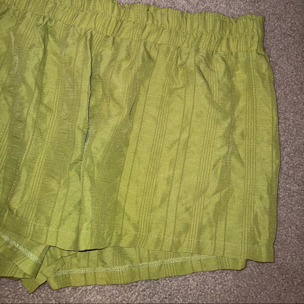 SHEIN Curve Dark Green Shorts size 5X - Picture 5 of 9
